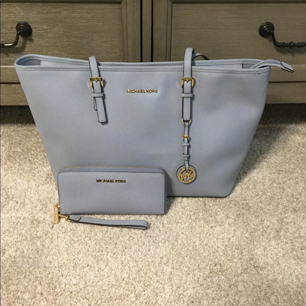 Michael Kors Tote + FREE Wallet